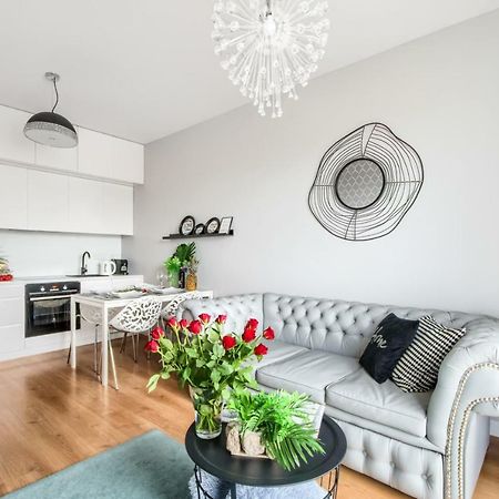 Good Time Apartment Варшава Экстерьер фото